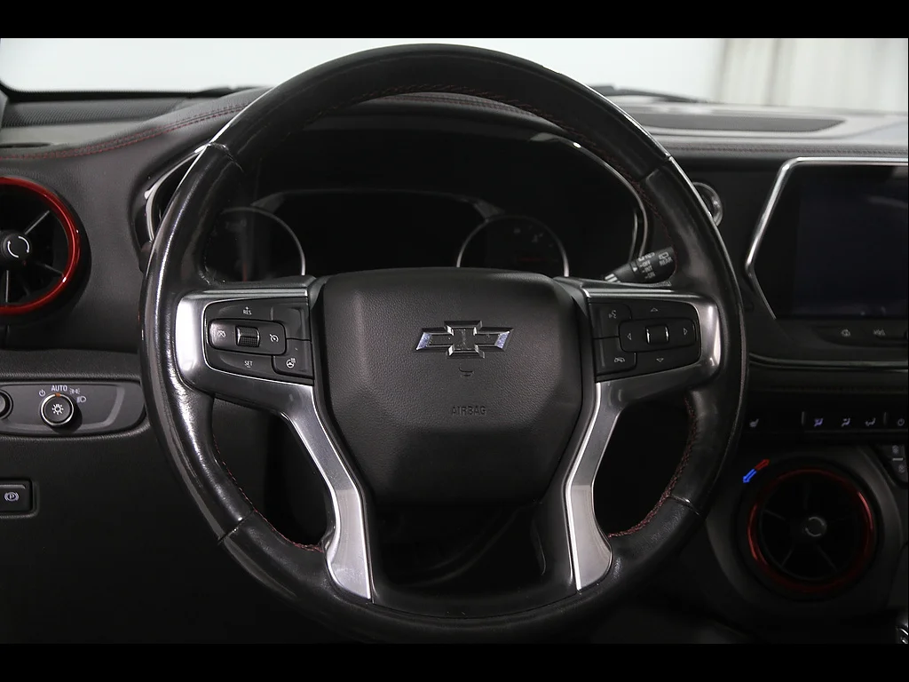 Used 2020 Nightfall Gray Metallic Chevrolet RS image 7
