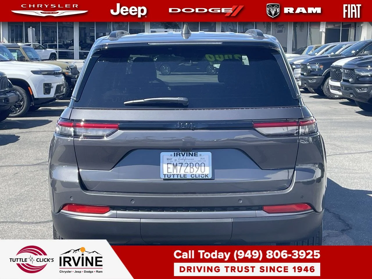 Used 2026 Baltic Gray Metallic Clearcoat Jeep Laredo Altitude image 5