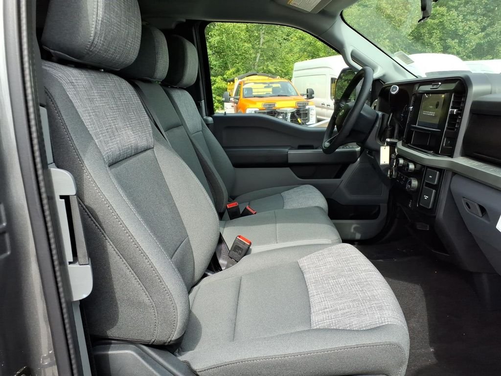 New 2026 Carbonized Gray Metallic Ford F-350® XLT image 14
