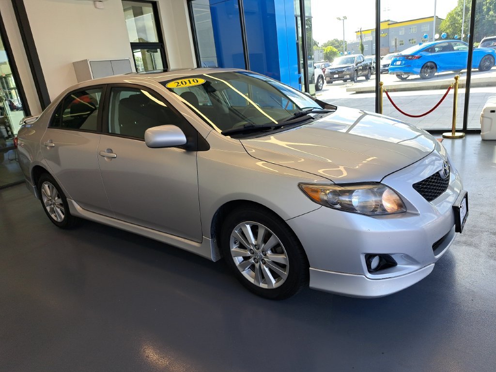 Used 2010 Silver Toyota S image 15