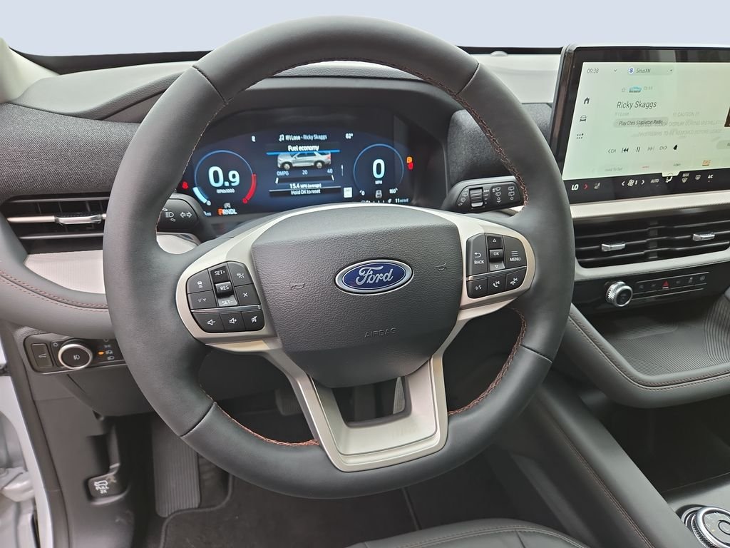 New 2026 Space White Metallic Ford Active image 19