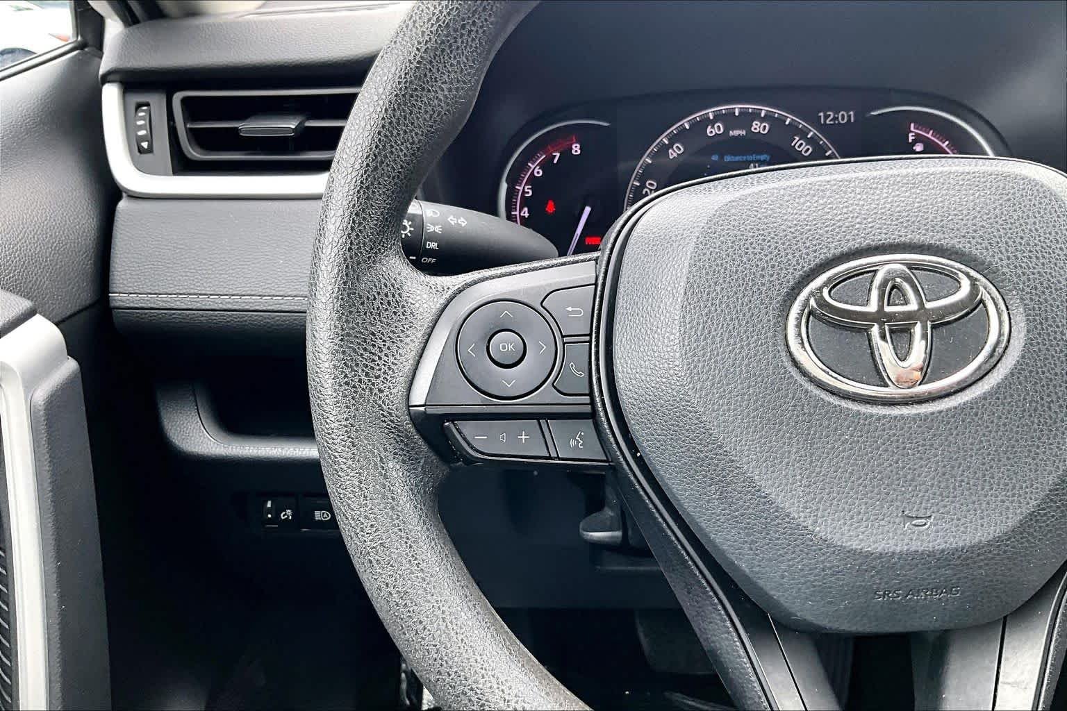 Used 2023 Ice Cap Toyota LE image 23