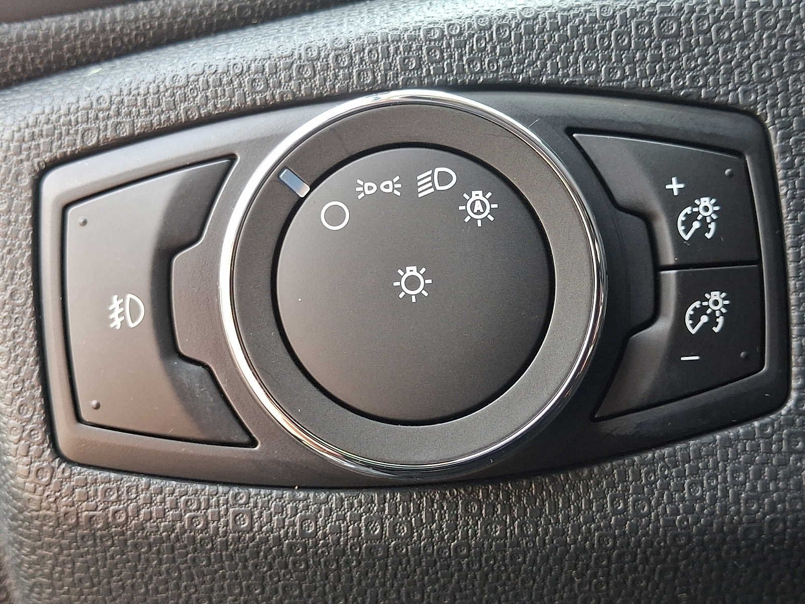 Used 2018 Gray Ford Titanium image 26