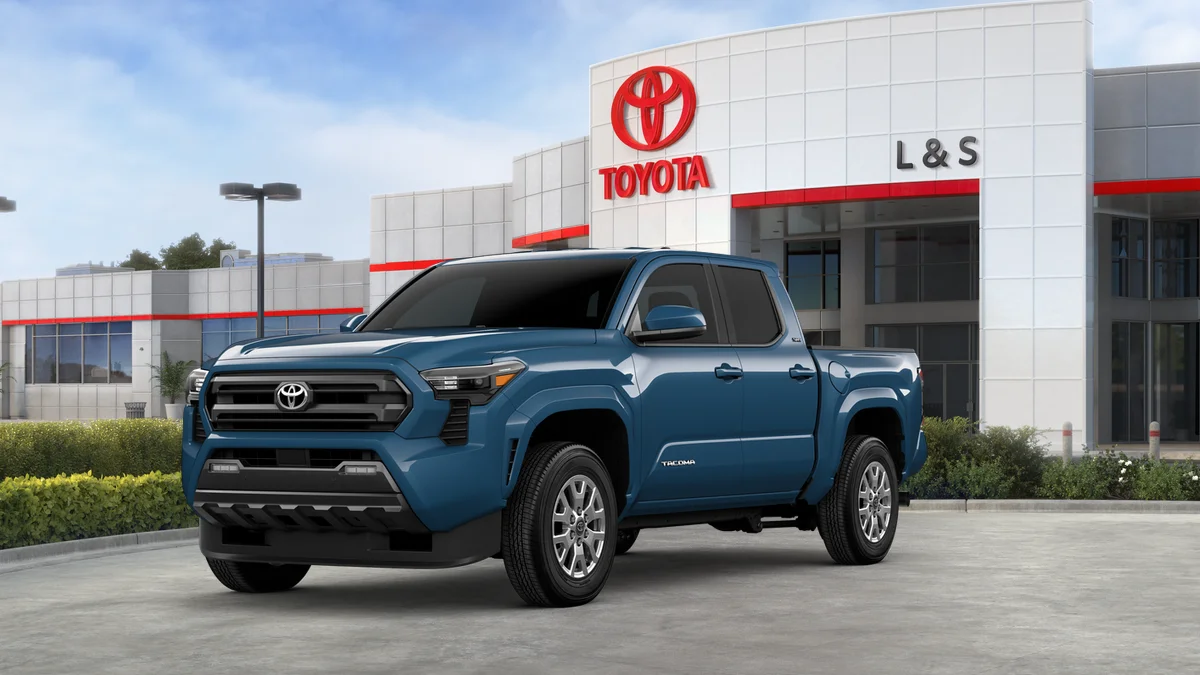 2026 Toyota Tacoma SR5 - Photo 12