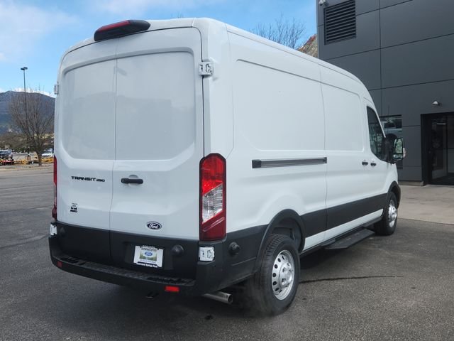 New 2026 Oxford White Ford Cargo Van image 3