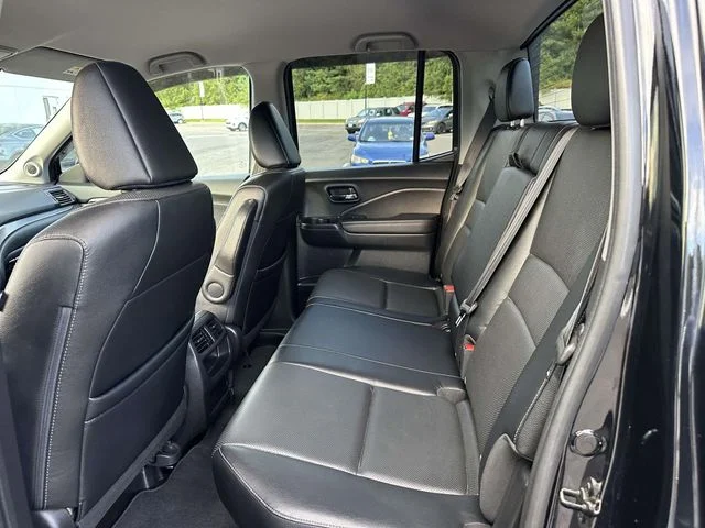 2017 Honda Ridgeline RTL-T - Photo 11