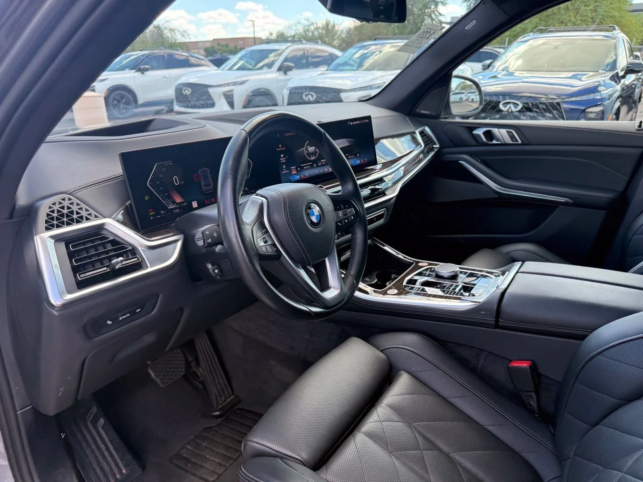 Used 2026 Gray Metallic BMW xDrive40i image 13