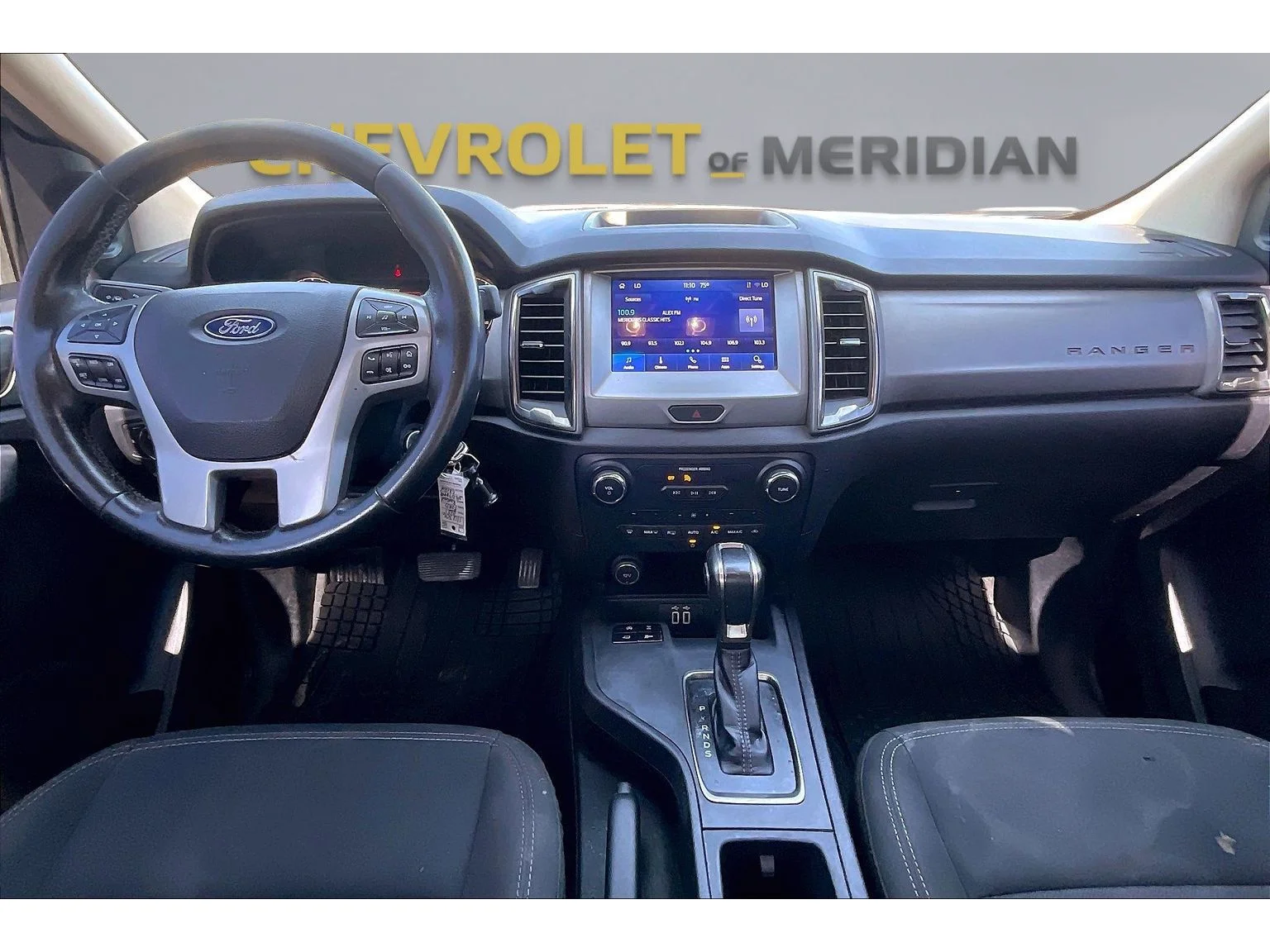Used 2021  Ford XL image 12