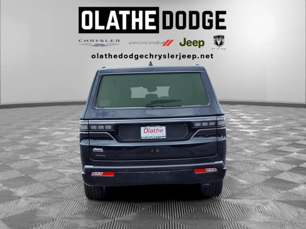 New 2026 High Gloss Black Exterior Paint Jeep Summit Obsidian image 25
