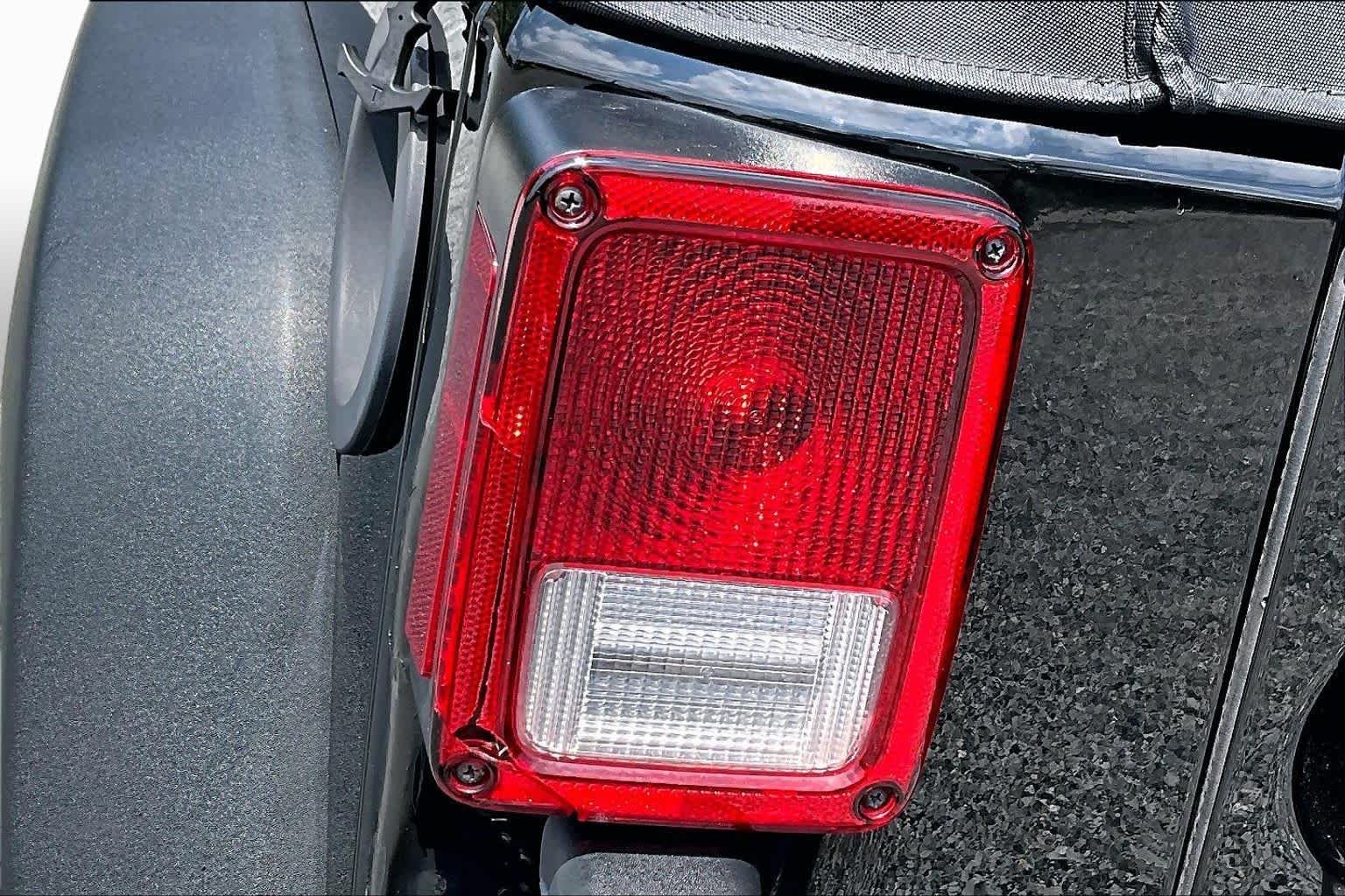 Used 2016 Black Clearcoat Jeep Sport image 29