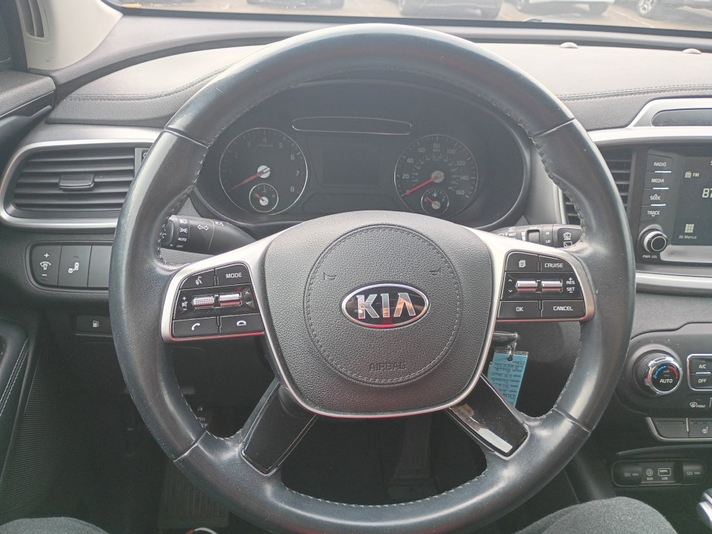 Used 2020 Black Kia LX image 22