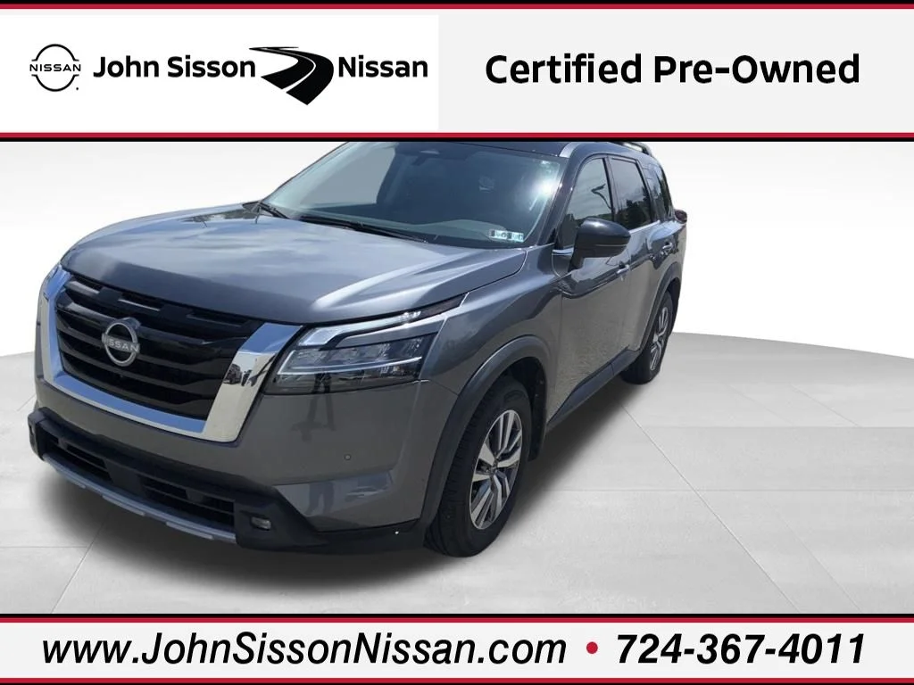 2022 Nissan Pathfinder SL 4WD's photo