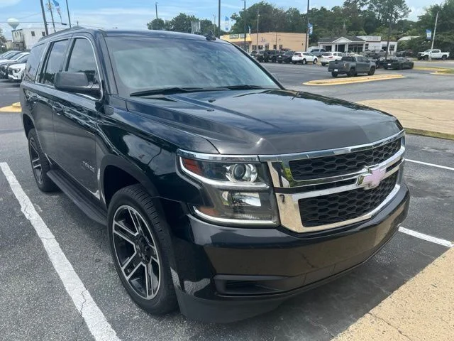 Used 2019 Black Chevrolet LT image 3