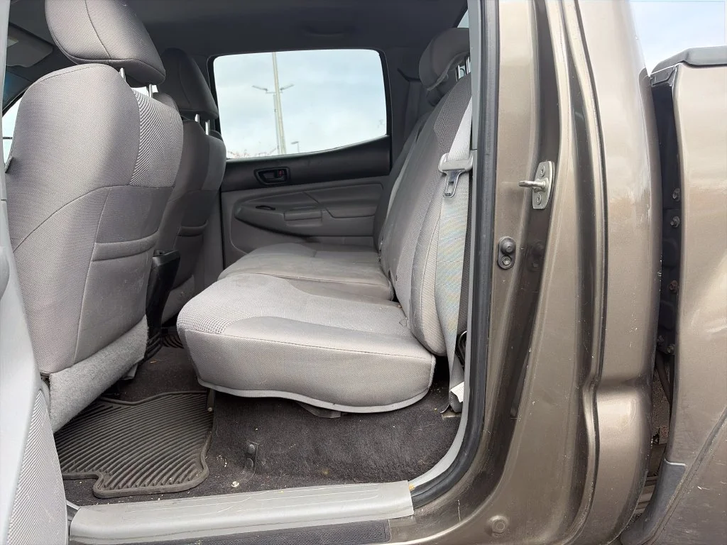 Used 2013 Brown Toyota Base image 8