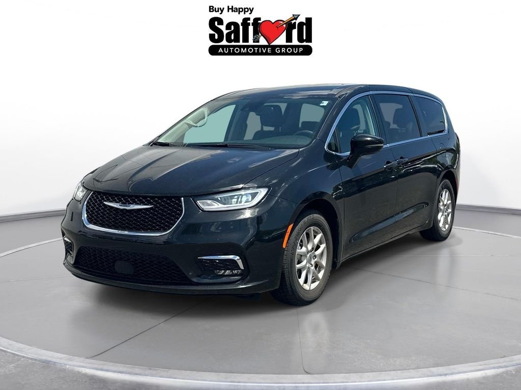 Used 2024 Black Chrysler Touring L image 1