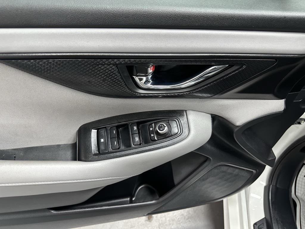 2025 Subaru Legacy Premium photo 3