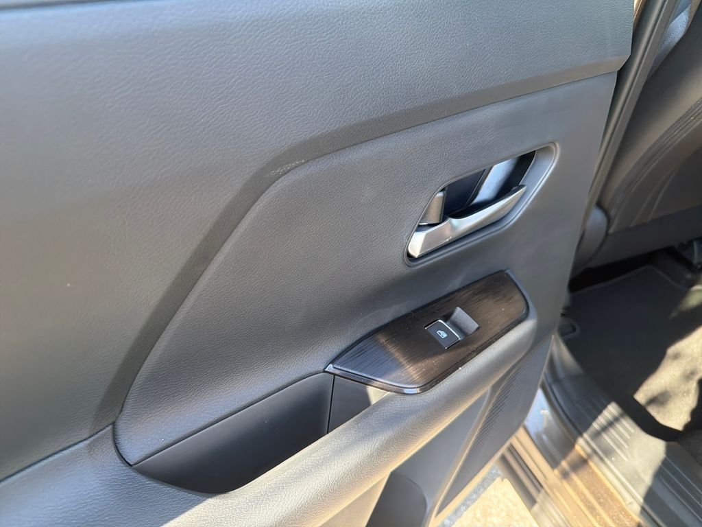 New 2026 Nissan Kicks SR 4D Sport Utility