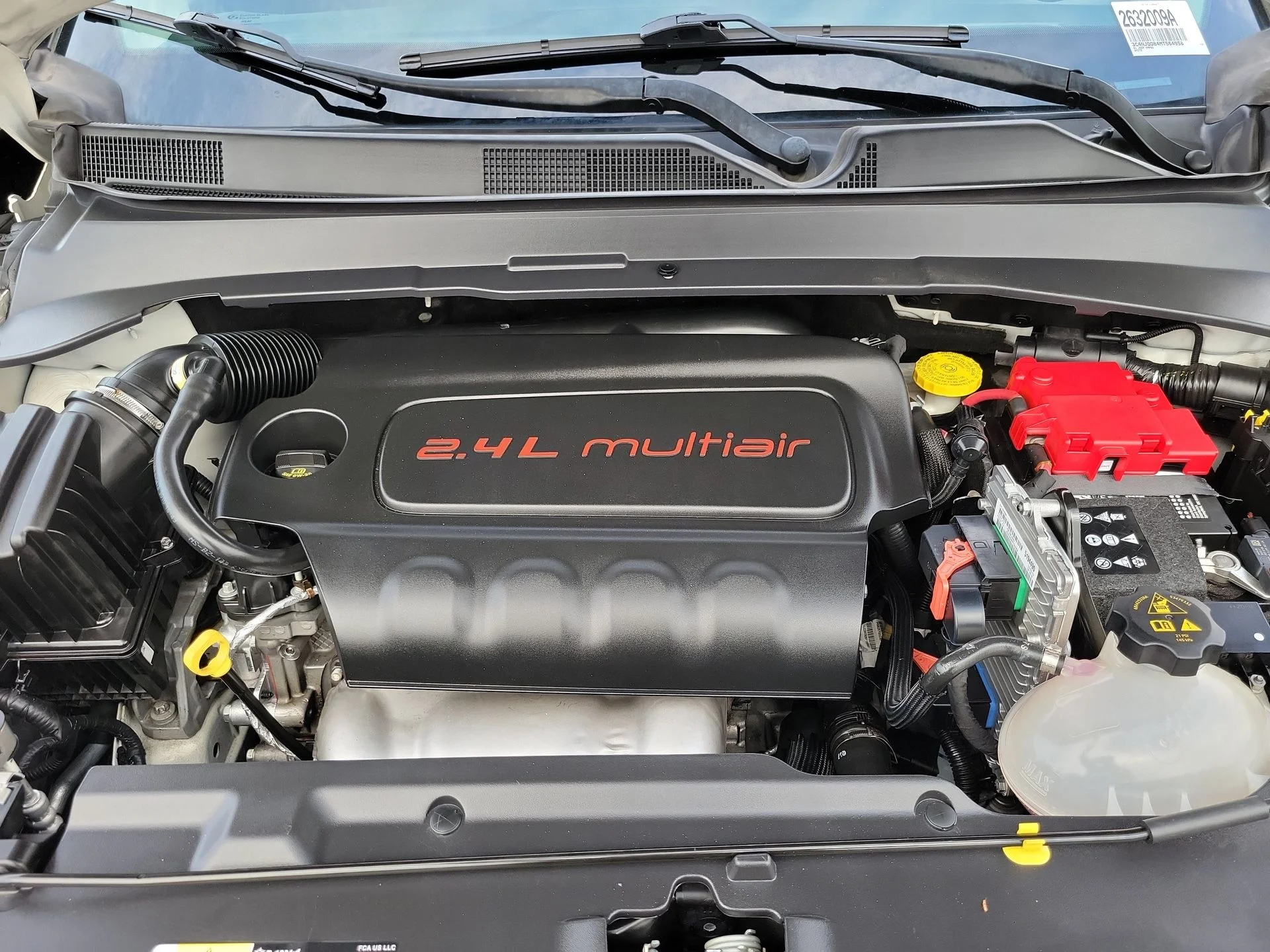 Used 2021 White Jeep Trailhawk image 24