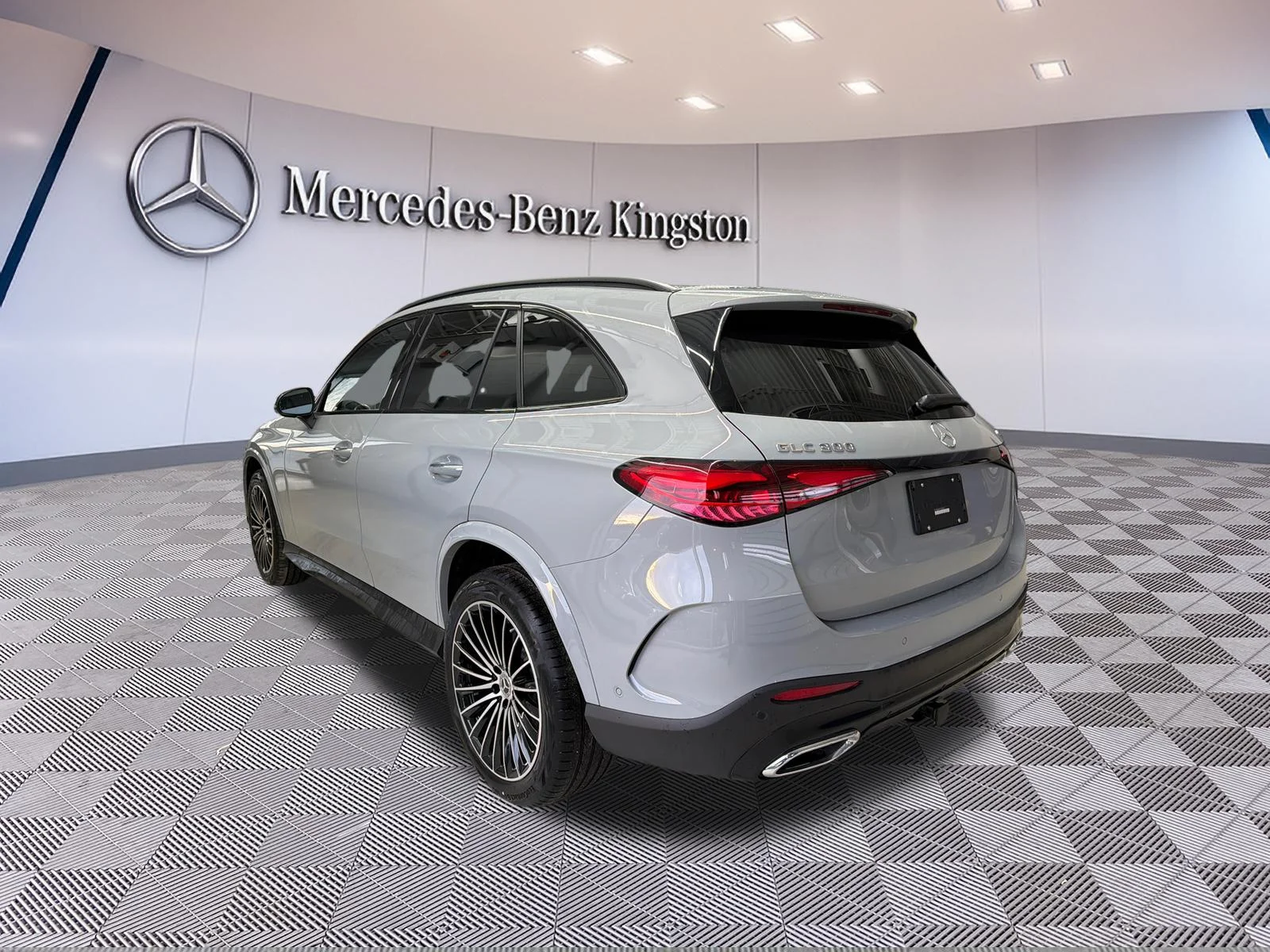 New 2026 White Mercedes-Benz 300 4matic Suv image 8