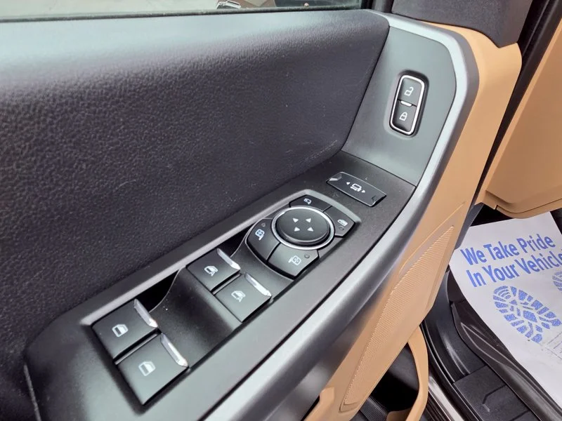 Used 2024 Brown Ford XLT image 28