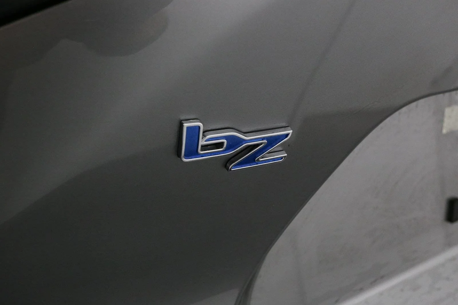 New 2026 Heavy Metal [extra_cost_color] Toyota XLE image 10