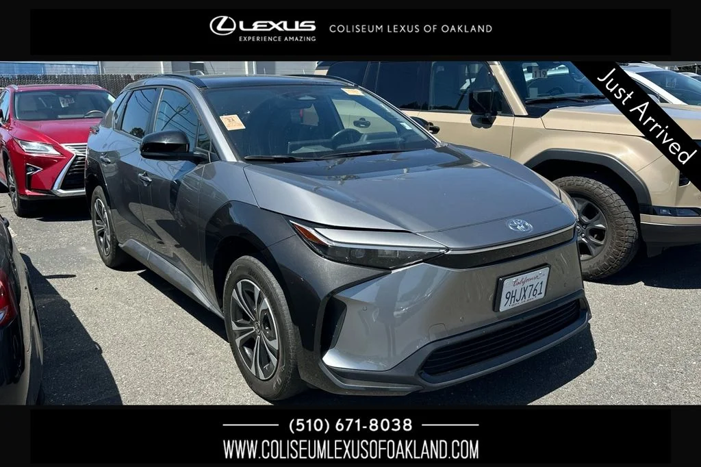2023 Toyota bZ4X XLE FWD's photo