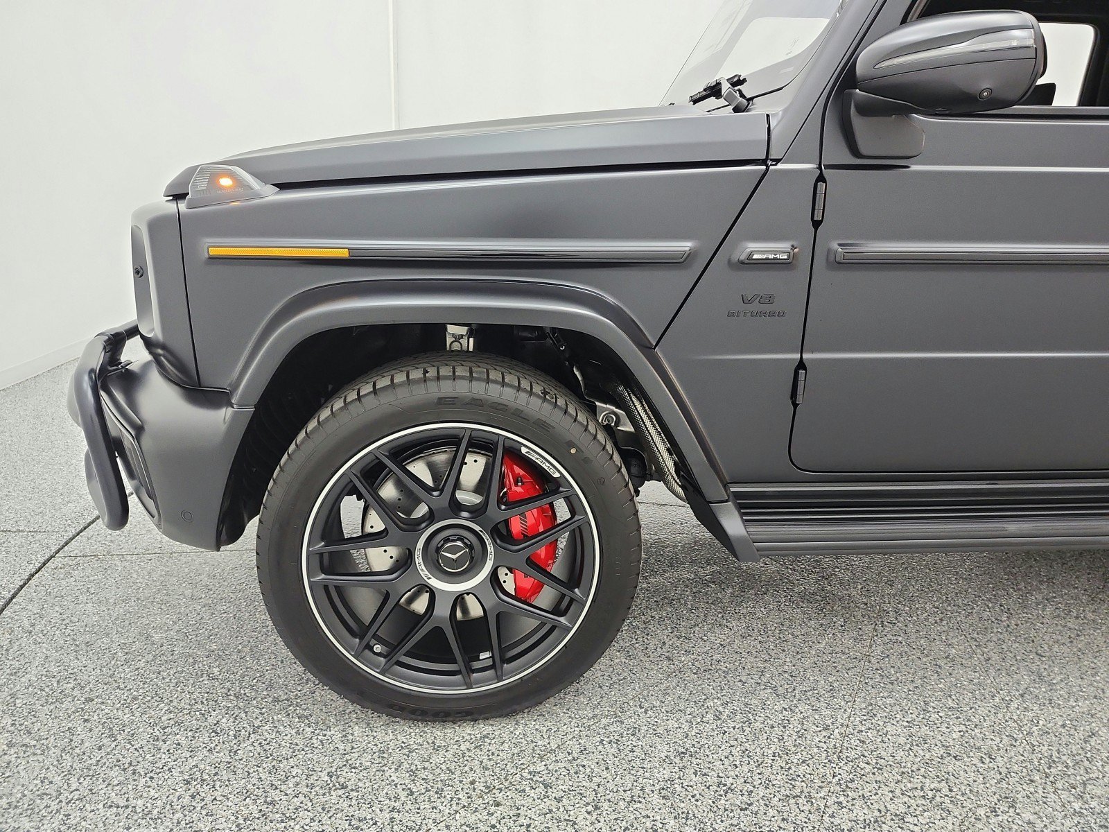 New 2027 MANUFAKTUR Night Black Magno Mercedes-Benz AMG® G 63 SUV image 34