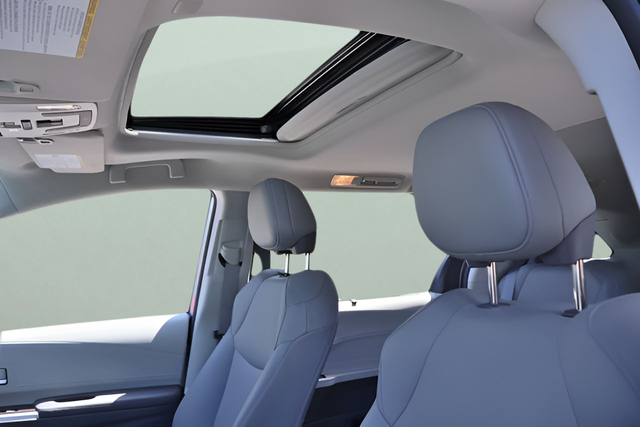 Used 2023 Silver Toyota XLE image 17