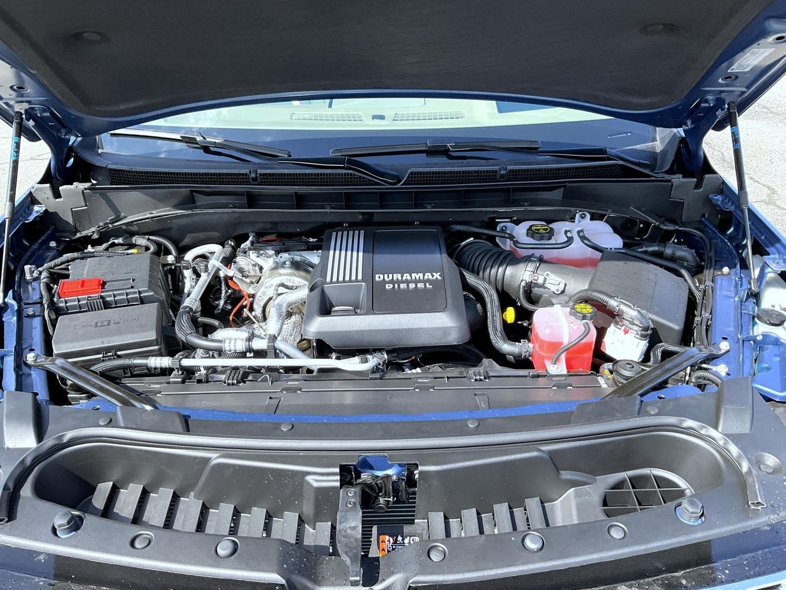 2026 GMC Yukon XL Denali - Photo 27