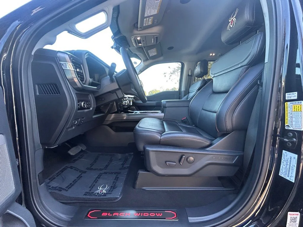 2025 Ford F-350 Super Duty Lariat - Photo 9