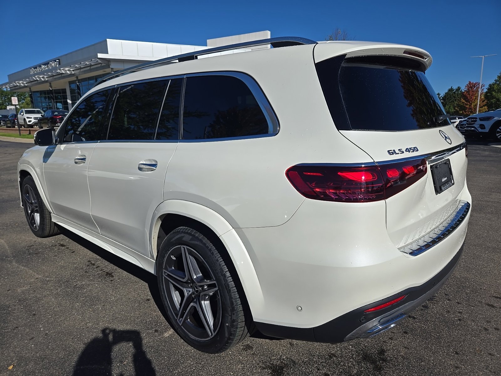 Certified Used 2024  Mercedes-Benz GLS 450 image 3