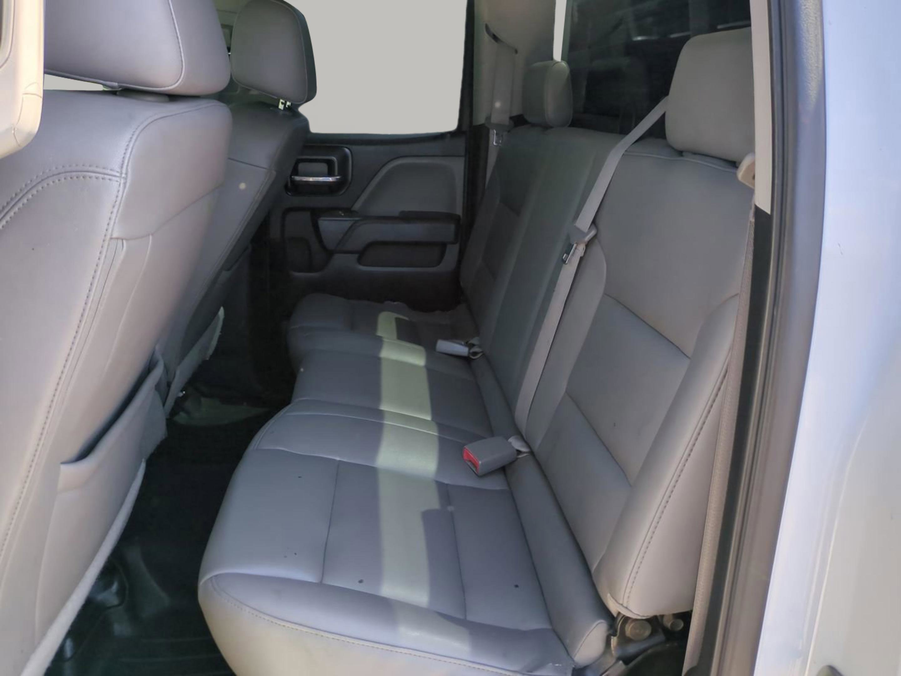 Used 2016 Summit White Chevrolet Work Truck image 16