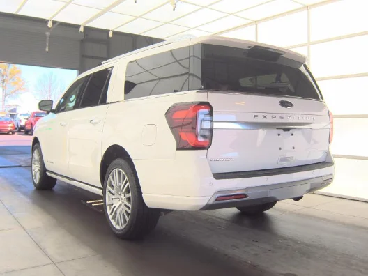 Used 2023 White Metallic Ford Platinum image 6