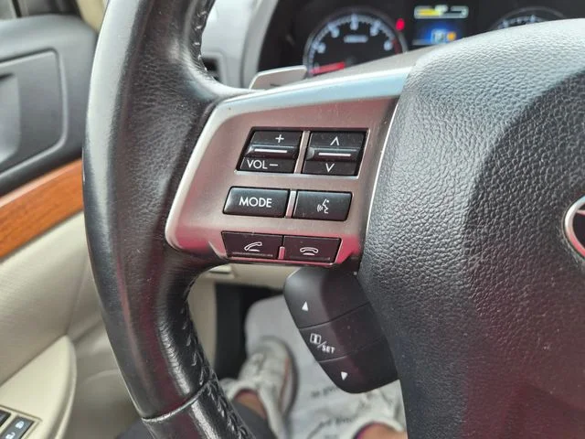 Used 2013 Tan Subaru 2.5i image 19