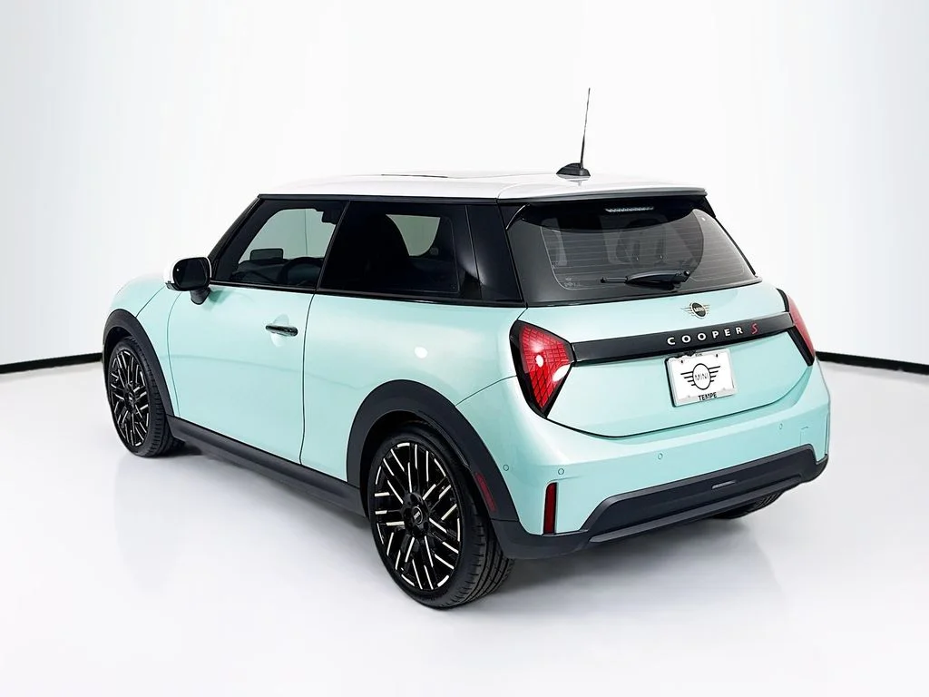 2026 MINI Hardtop 2 Door S - Photo 7