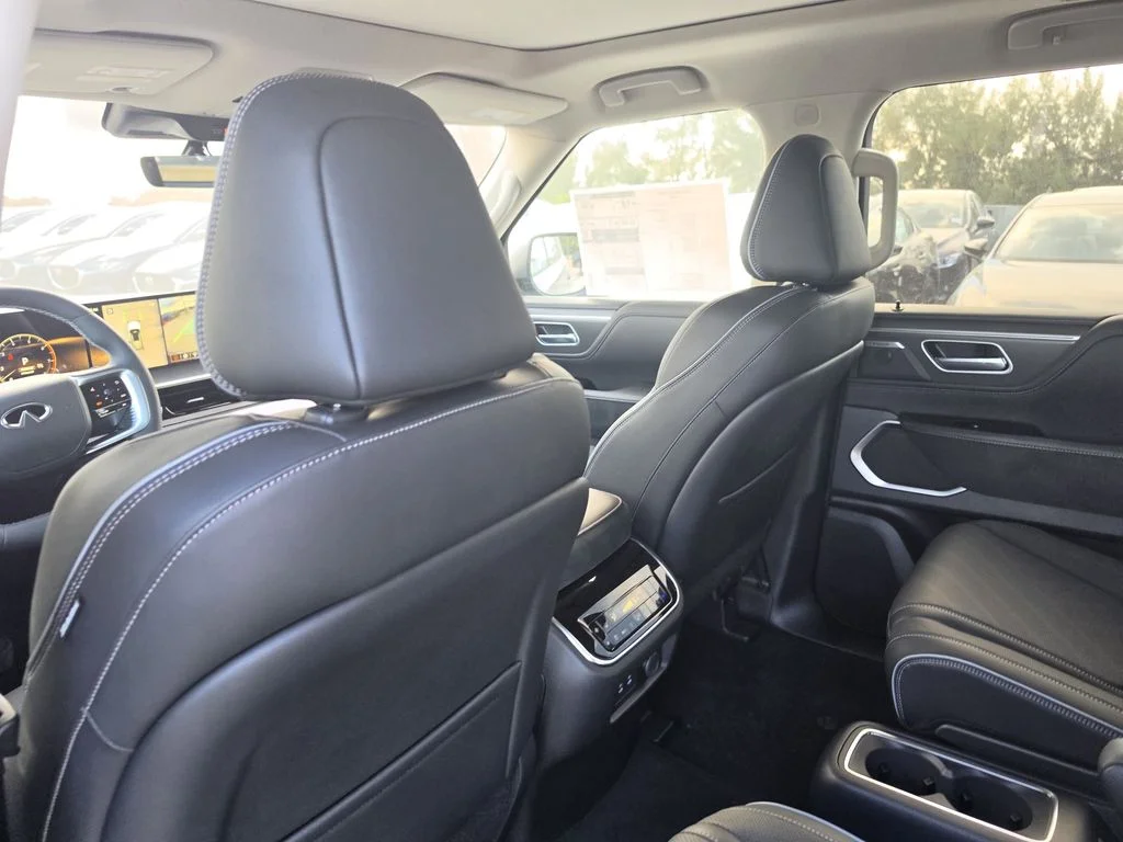 New 2027 DYNAMIC METAL INFINITI Luxe 2WD image 10
