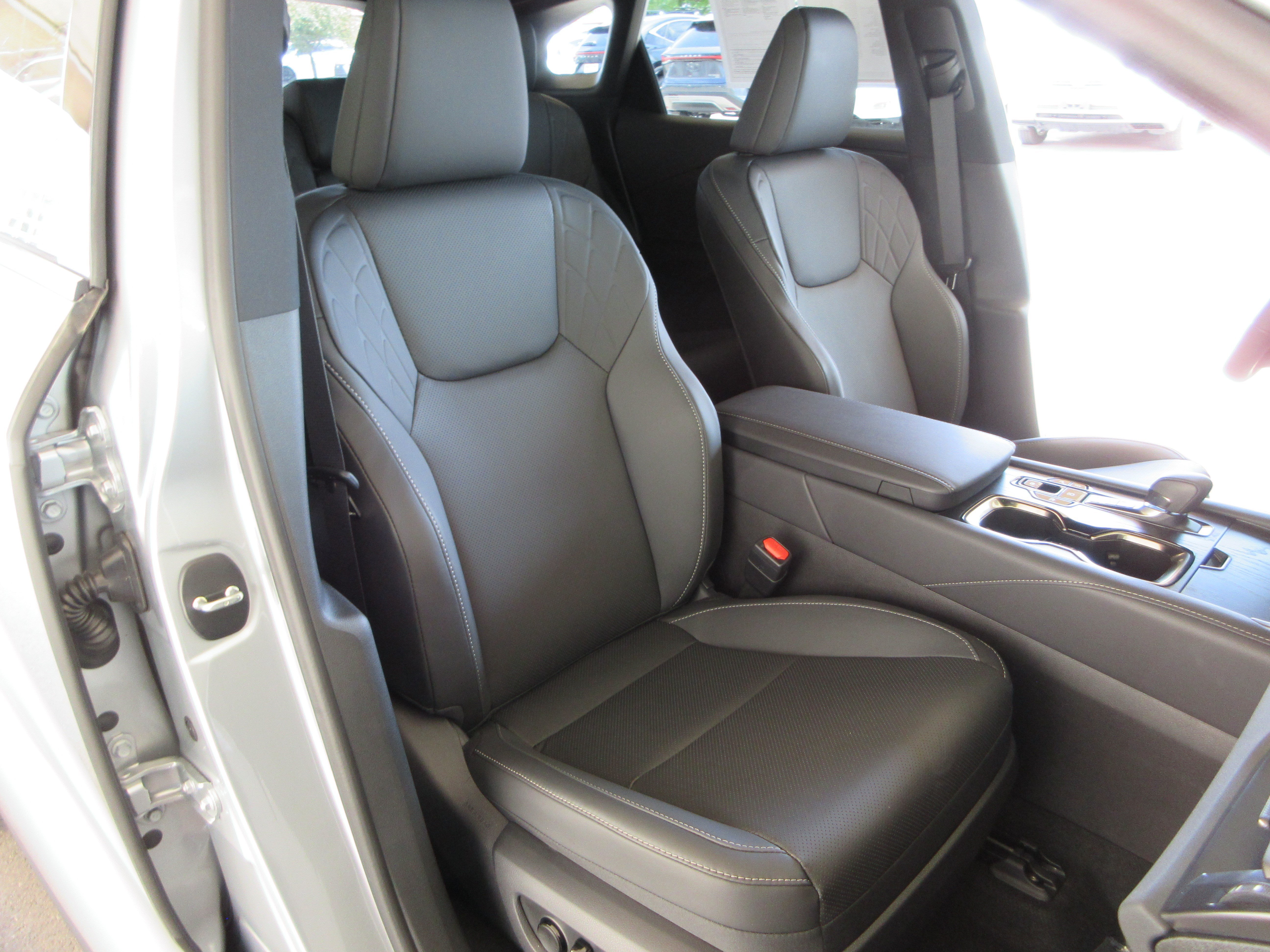 Certified Used 2025 IRIDIUM Lexus 350h Premium image 24