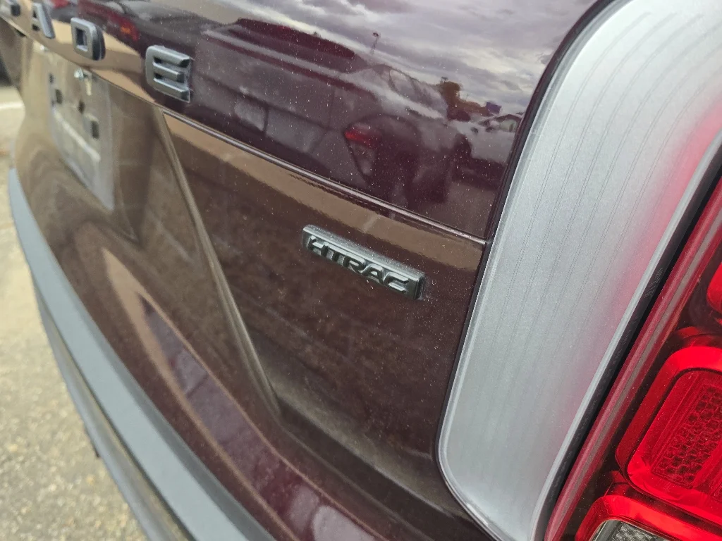 Used 2024 Sierra Burgundy Hyundai Calligraphy image 18