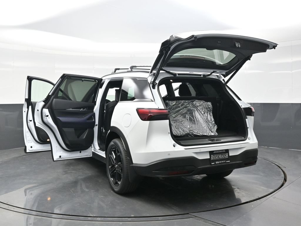 Used 2026 White INFINITI SPORT image 48