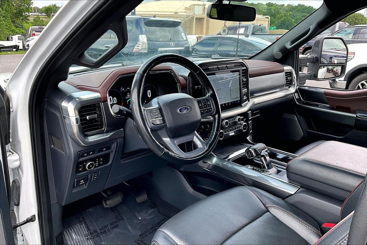 Used 2023 Oxford White Ford LARIAT image 19
