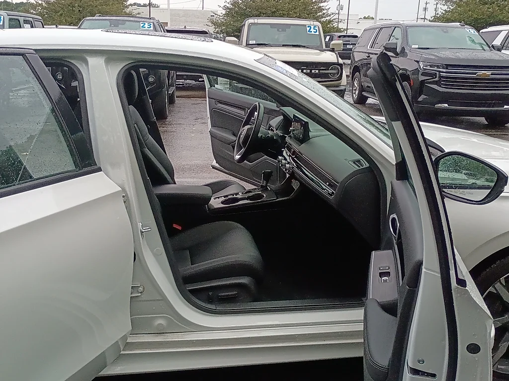 Certified Used 2025 WHITE Honda Sport Touring image 14