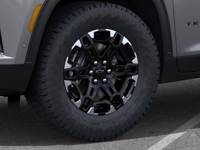 New 2027 Sterling Gray Metallic Chevrolet Z71 image 10