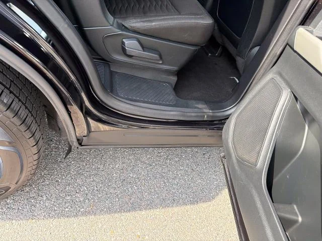 Used 2020 Agate Black Metallic Ford  image 30
