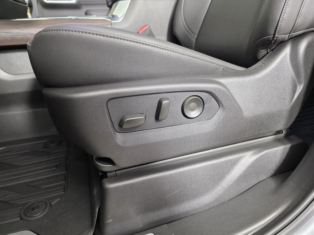 2026 GMC Sierra 2500HD SLT - Photo 12