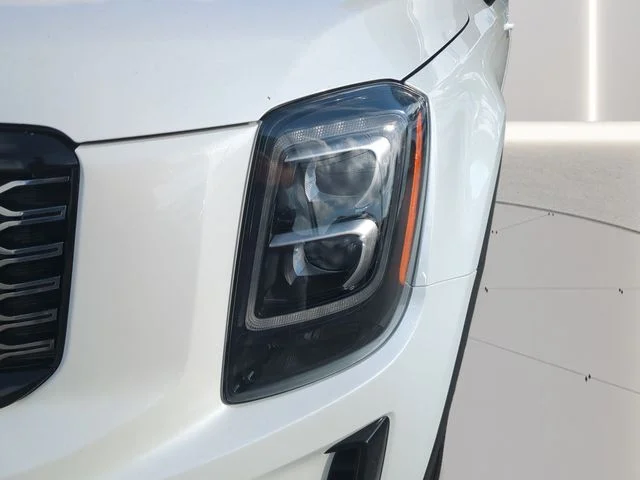 Used 2020 White Kia SX image 7