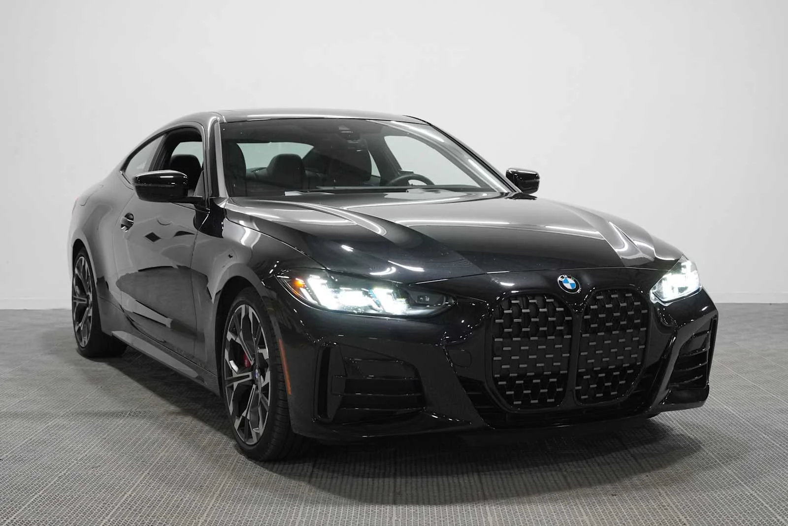Used 2026 Black Sapphire Metallic BMW 430i image 3