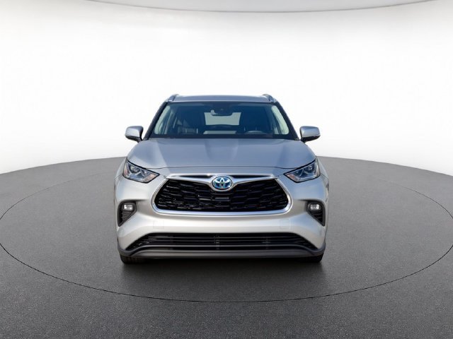 Certified Used 2024 Silver Toyota Limited image 9