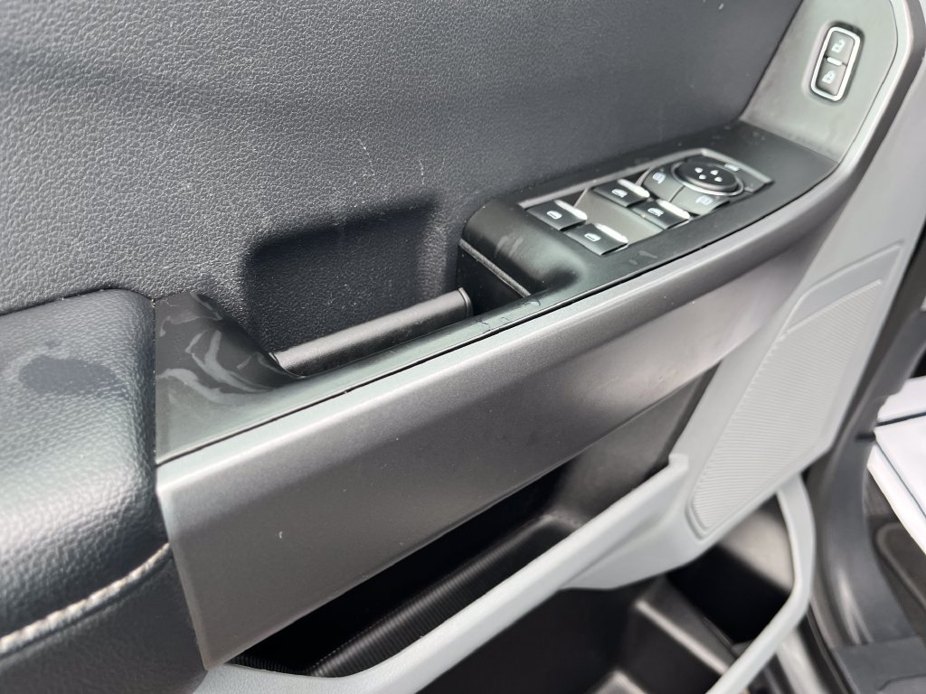 Used 2025 Gray Ford XL image 11
