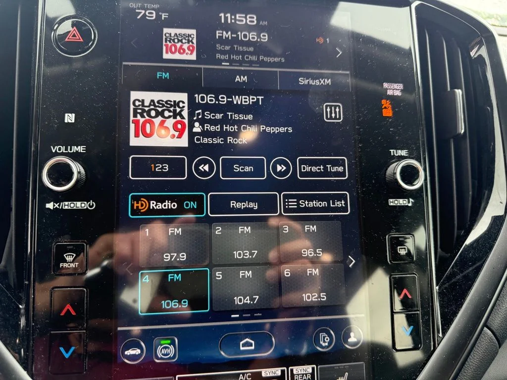 Used 2025 Red Subaru Onyx Edition image 10