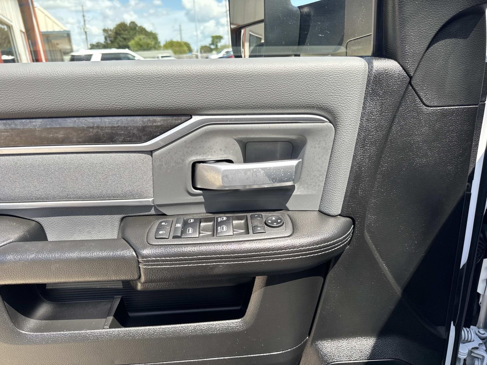 Used 2022 Bright White Clearcoat Ram Big Horn image 19